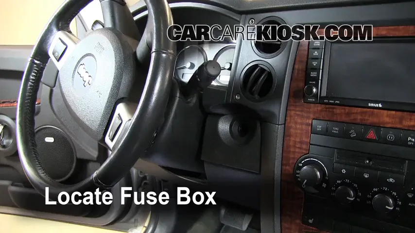 2008 Jeep Commander Limited 5.7L V8 Fusible (interior) Control